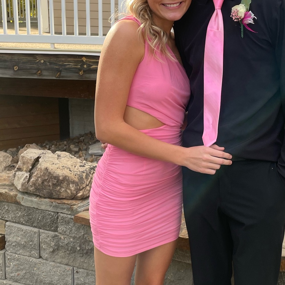 Pink Dress - Picture 2 of 4